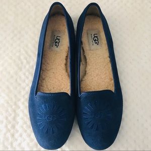 Ugg Alloway Flats  Navy Suede Leather Sz 9